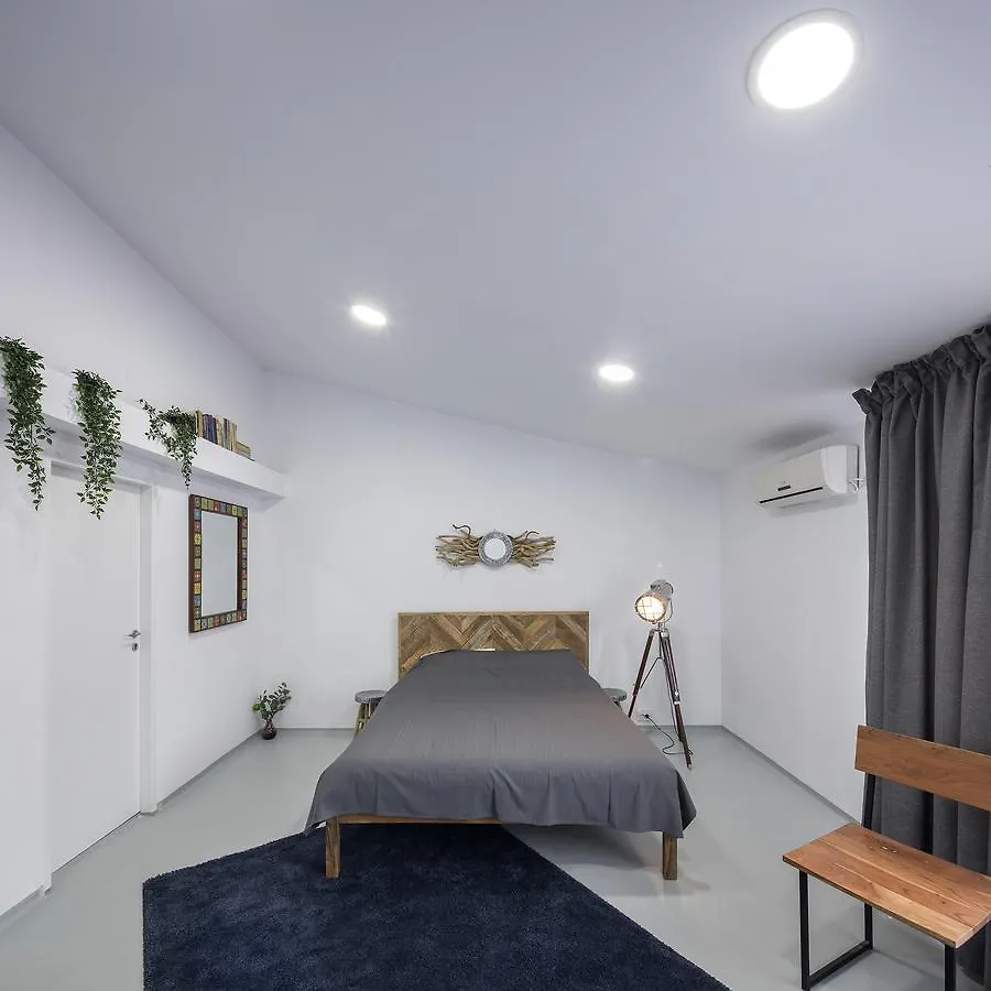 Omega House Hotel Bucharest 2*,