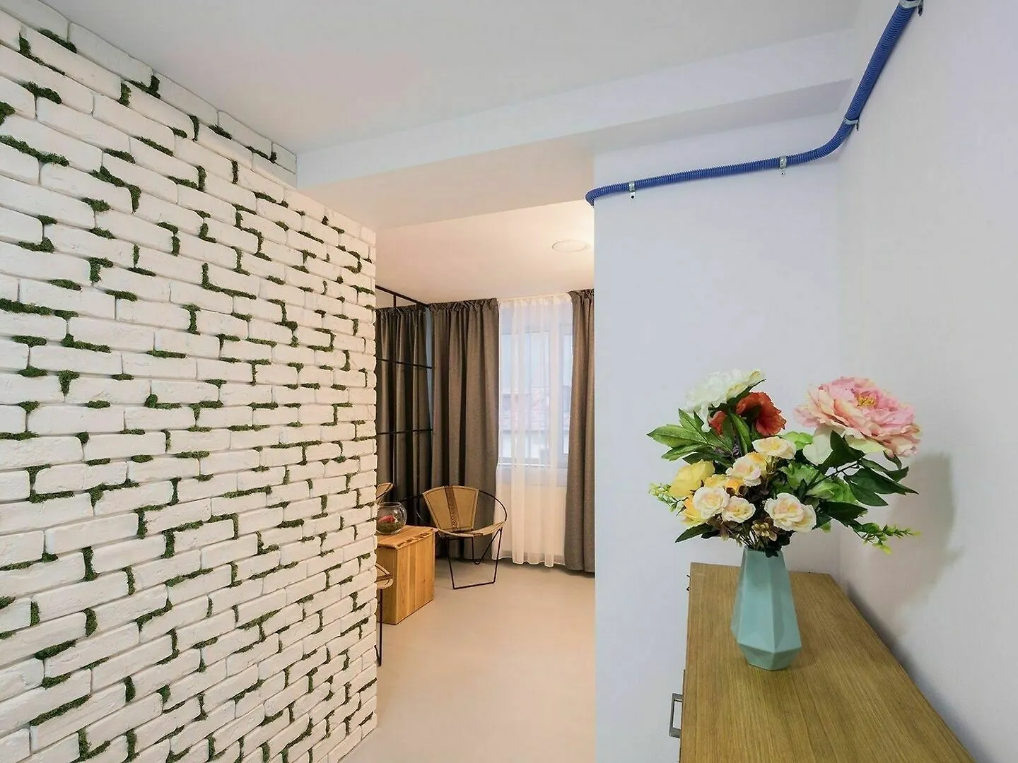 **  Omega House Hotel Bukareszt Rumunia